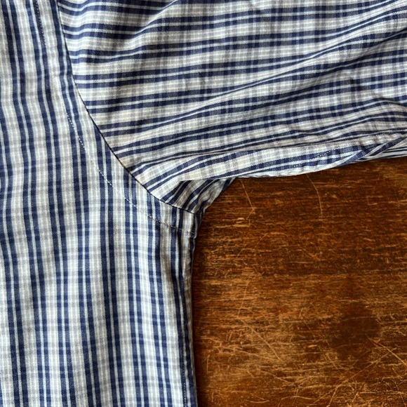 Vineyard Vines Button Down Murray Shirt - Picture 7 of 9